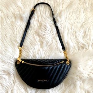 Micheal Kors Peyton Large Chain Belt Bag